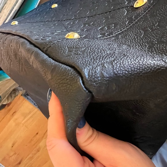 🖤🖤Louis Vuitton Artsy Empriente MM Black🖤🖤 - Picture 14 of 15